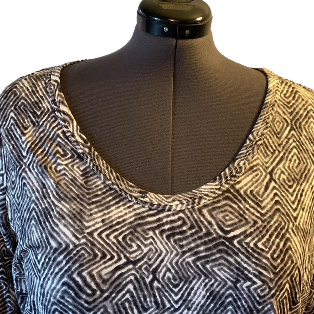 Relativity Scoop Neck 3/4 Sleeve T-Shirt Size 2X - Picture 2 of 14
